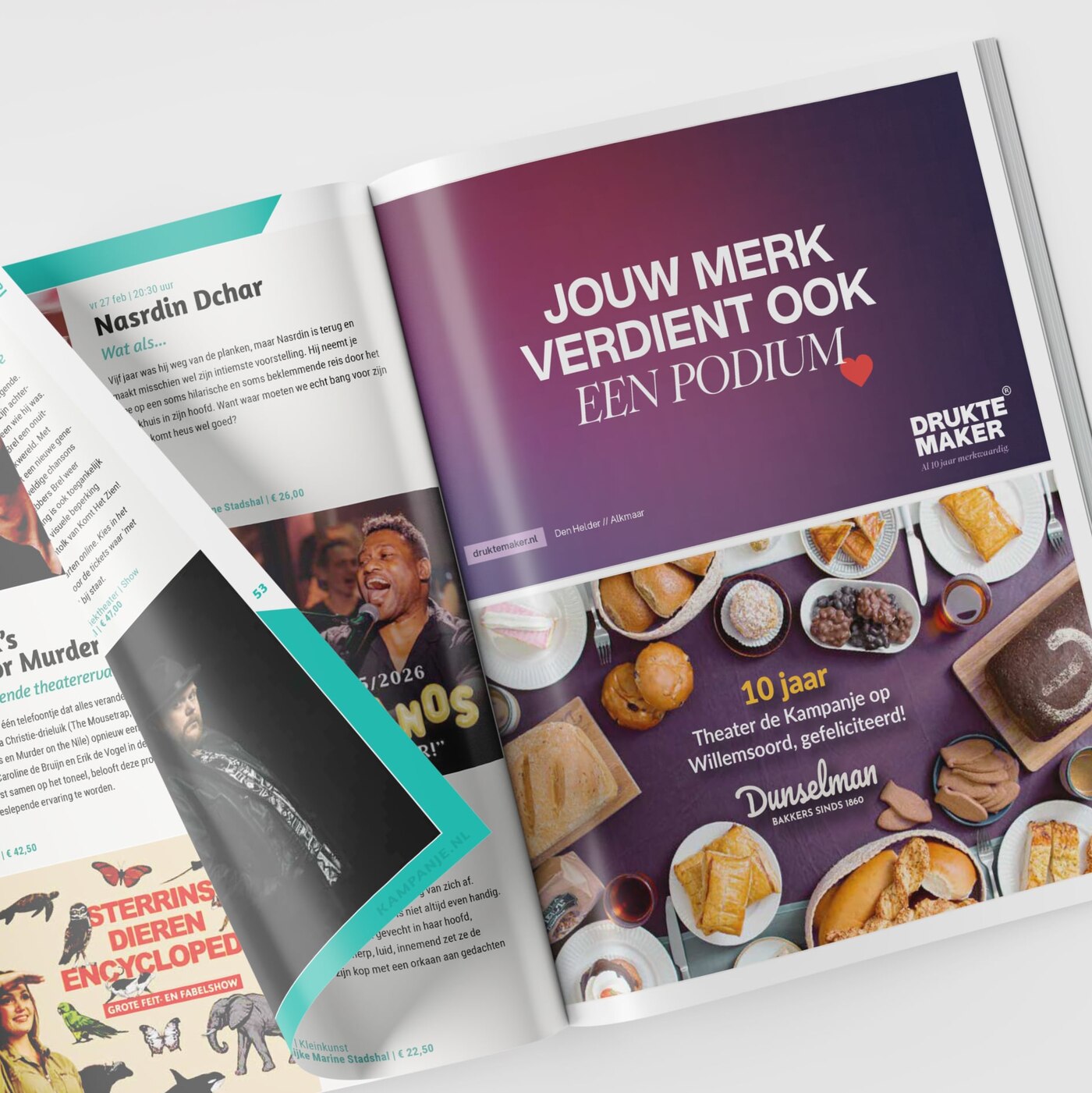 Ron van Noord — Grafisch ontwerp, DTP, Visuele campagnes, Visual design, Content + campagnes — Theater De Kampanje — Theatergids 2025–2026 — Beeld: Mockup van een spread uit de theatergids — Project: Een feestelijke jubileumeditie van de jaarlijkse theatergids, met Jochem Myjer op de cover en 10 jaar De…